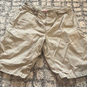 North face shorts small